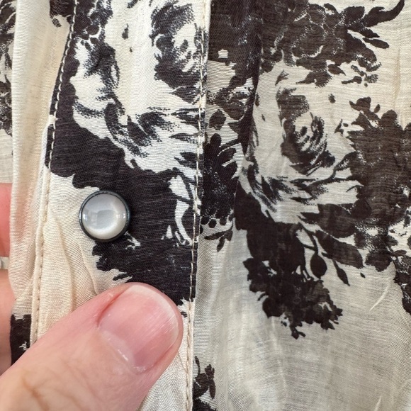 NWT Coldwater Creek Extended Size Tonal Printed Shirt / Snap Close / 18 - Picture 2 of 14